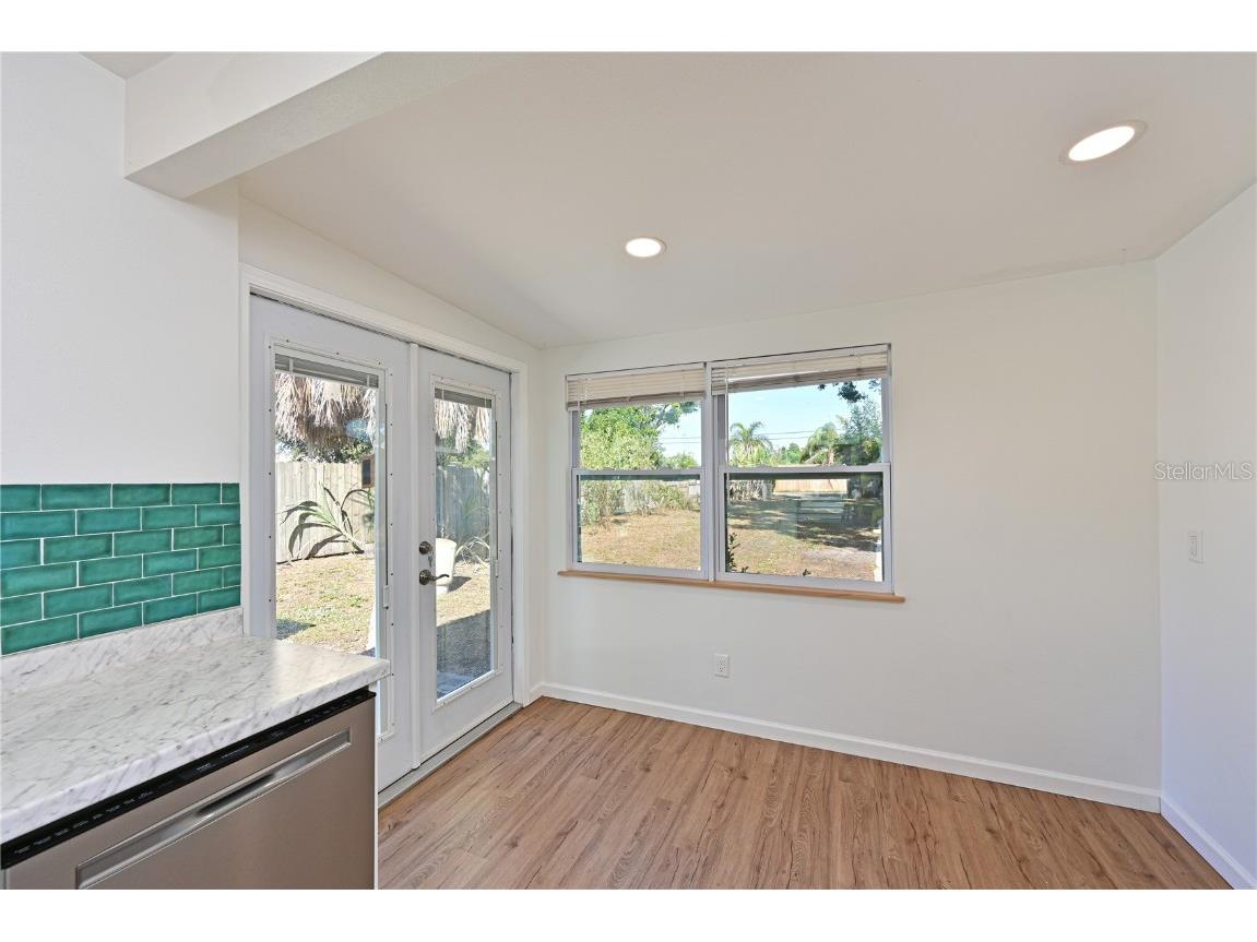 1712 63rd Avenue W Bradenton FL 34207 A4672892 image9