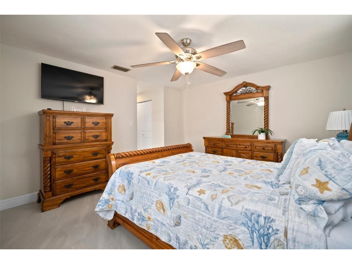 1712 Azalea Court #B Oldsmar FL 34677 TB8401434 image16