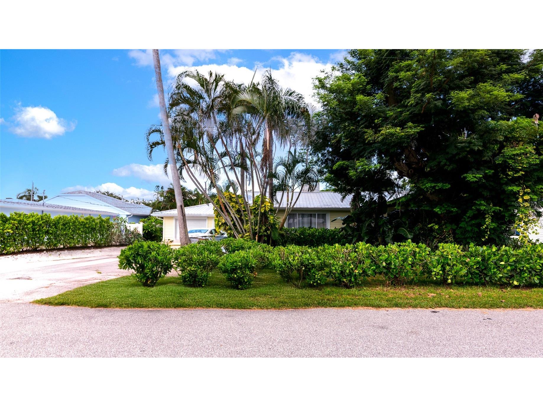 1712 Cheyenne Street Sarasota FL 34231 A4661183 image4