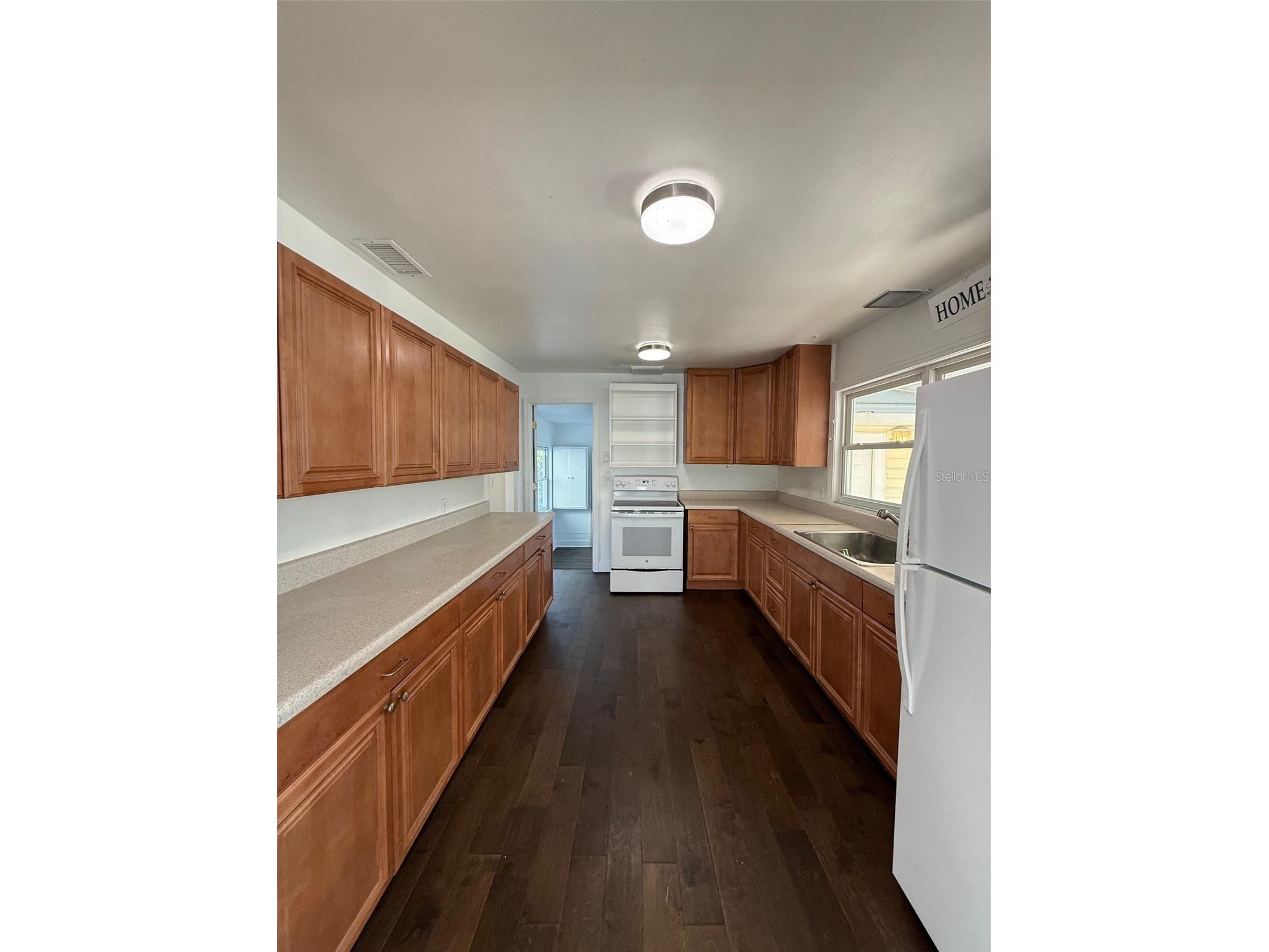 1712 Cheyenne Street Sarasota FL 34231 A4661183 image5