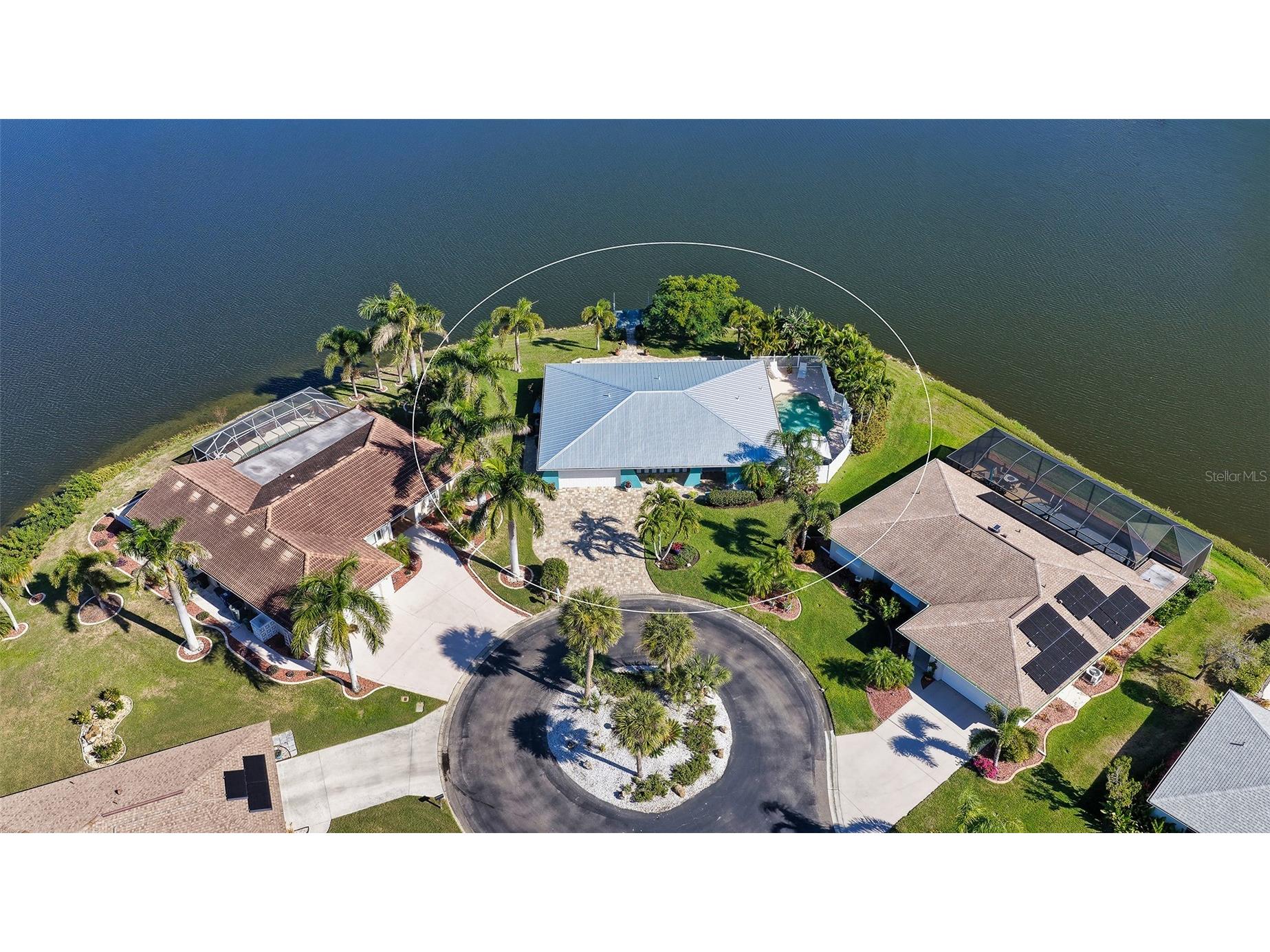 1712 Claw Court Venice FL 34293 - LAKE CLAW TB8462691 image1