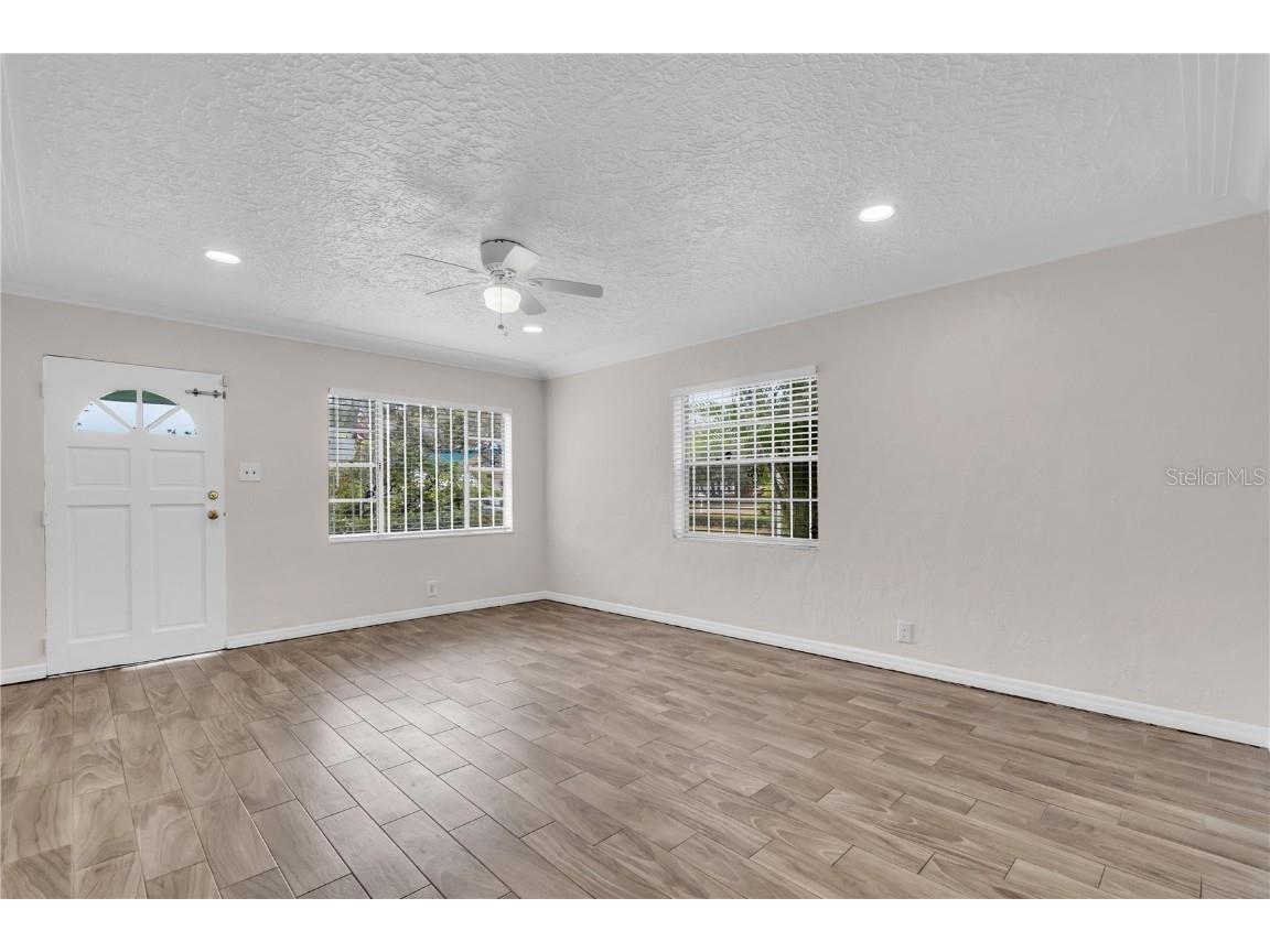 1712 E Caracas Street Tampa FL 33610 A4671649 image11