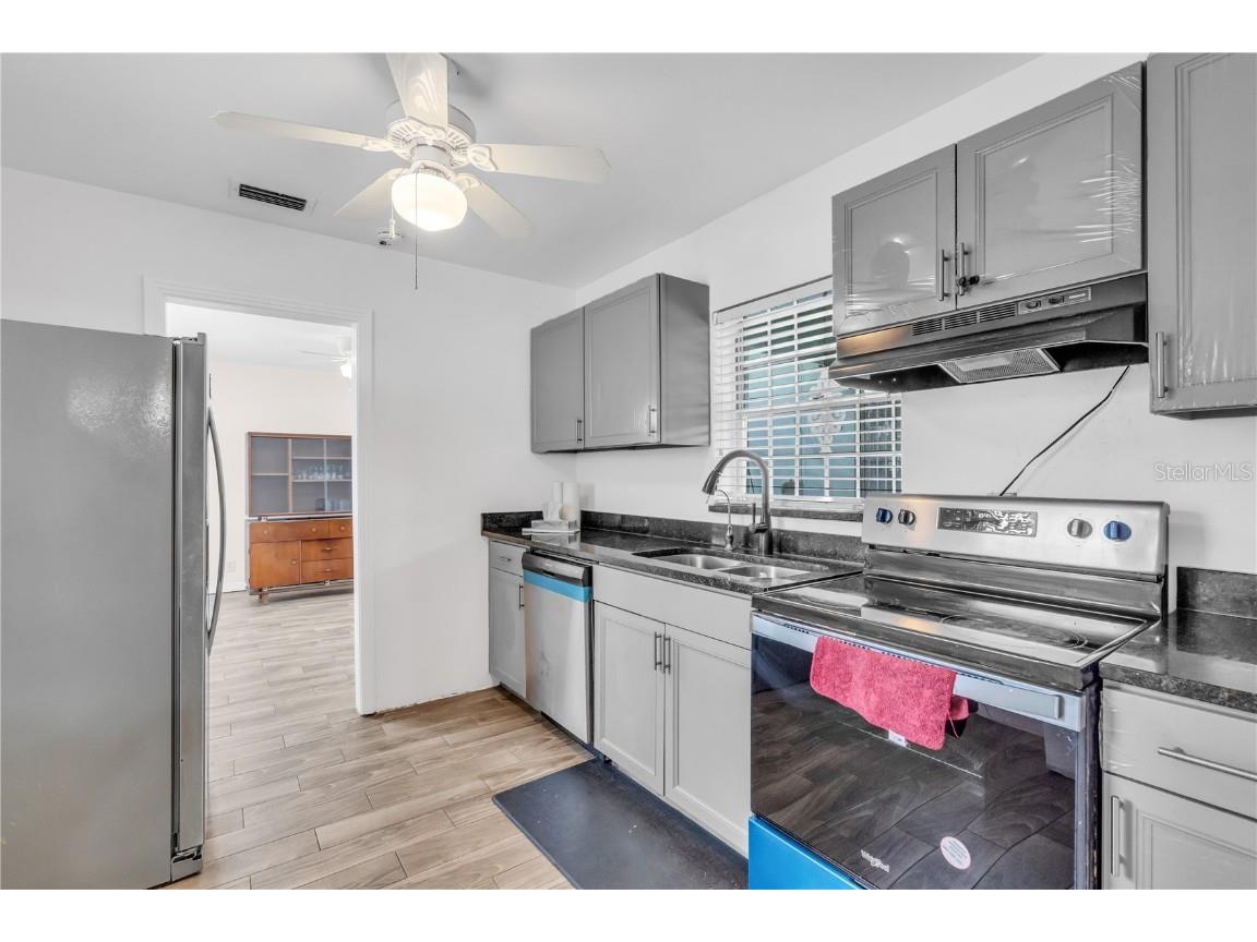 1712 E Caracas Street Tampa FL 33610 A4671649 image19