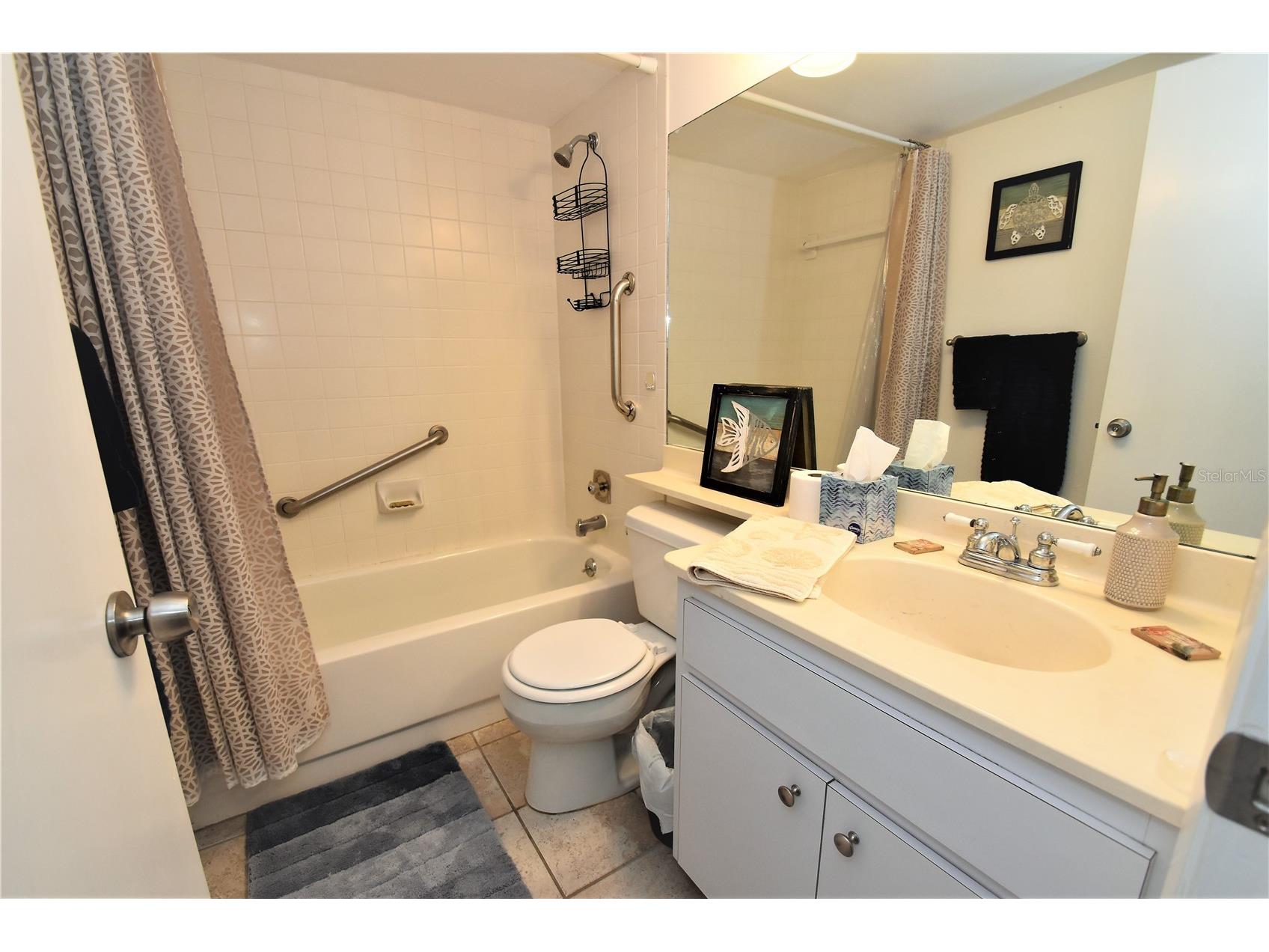 1712 Glenhouse Drive #GL417 Sarasota FL 34231 A4698125 image6