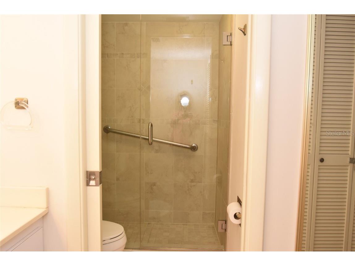 1712 Glenhouse Drive #GL418 Sarasota FL 34231 A4144095 image35