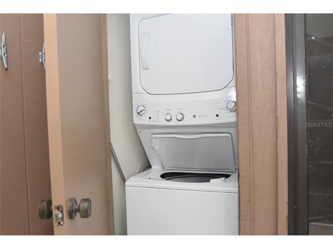 1712 Glenhouse Drive #GL418 Sarasota FL 34231 A4144095 image37