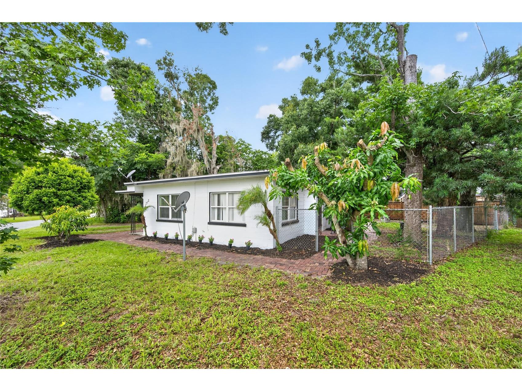 1712 Lake Brown Drive Haines City FL 33844 P4939327 image2
