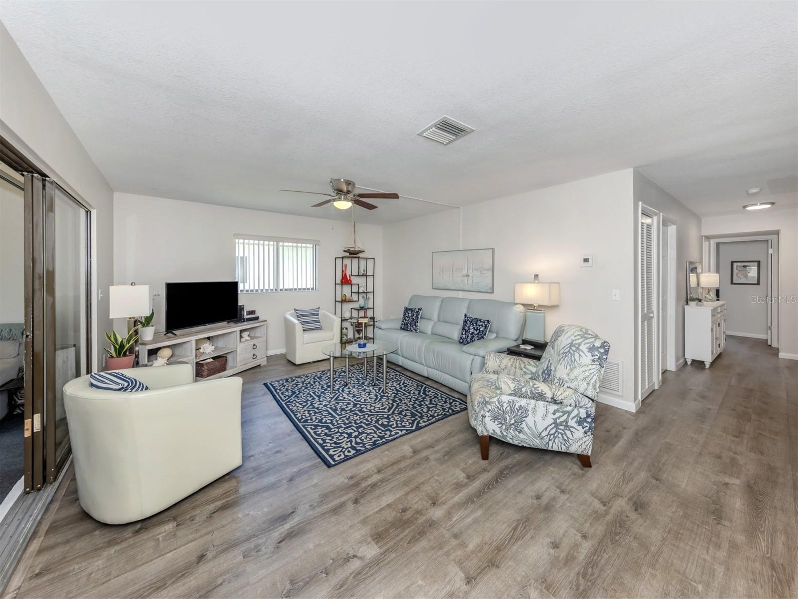 1712 Lakeside Drive #1712-B Venice FL 34293 N6144816 image5