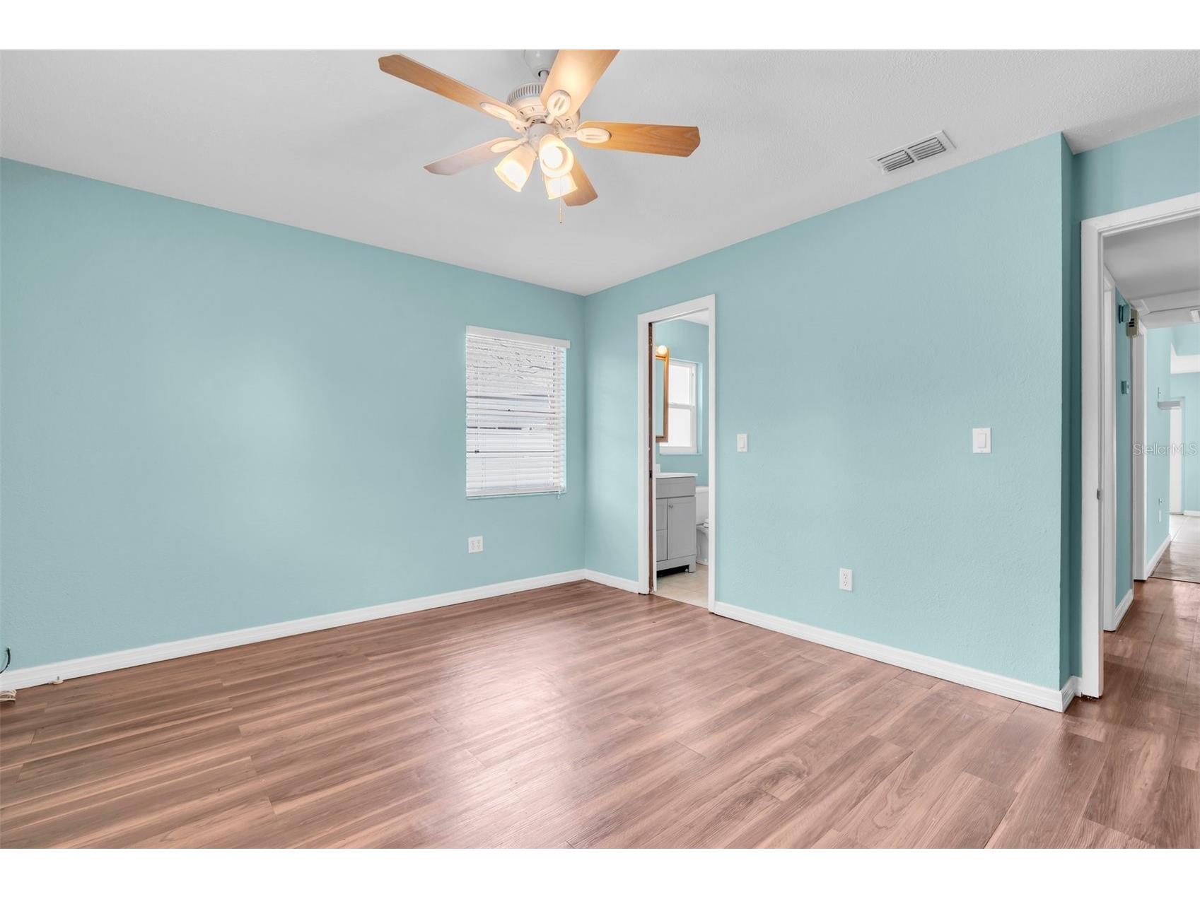 1712 N Club Court Tampa FL 33612 TB8474939 image19