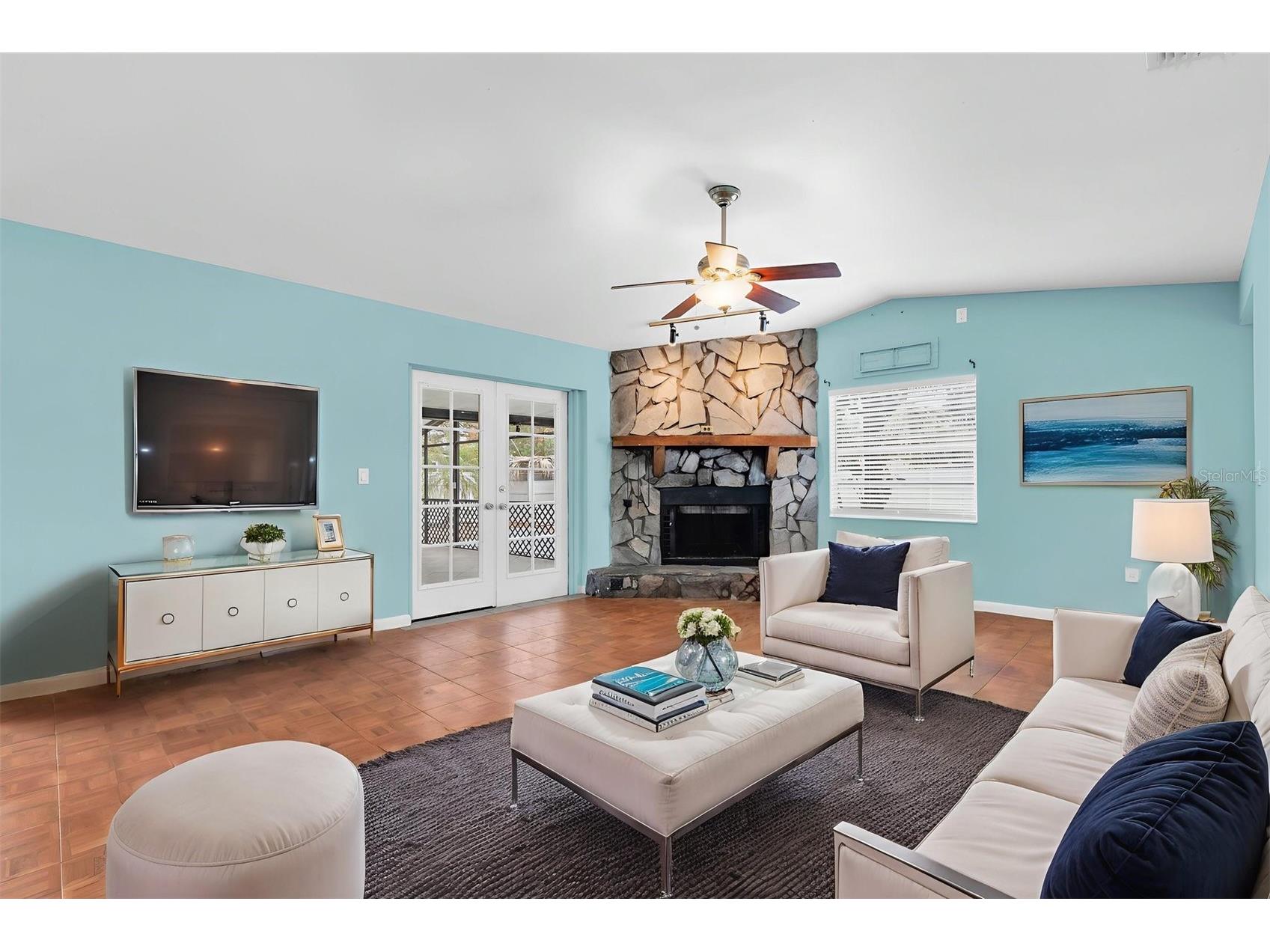 1712 N Club Court Tampa FL 33612 TB8474939 image2