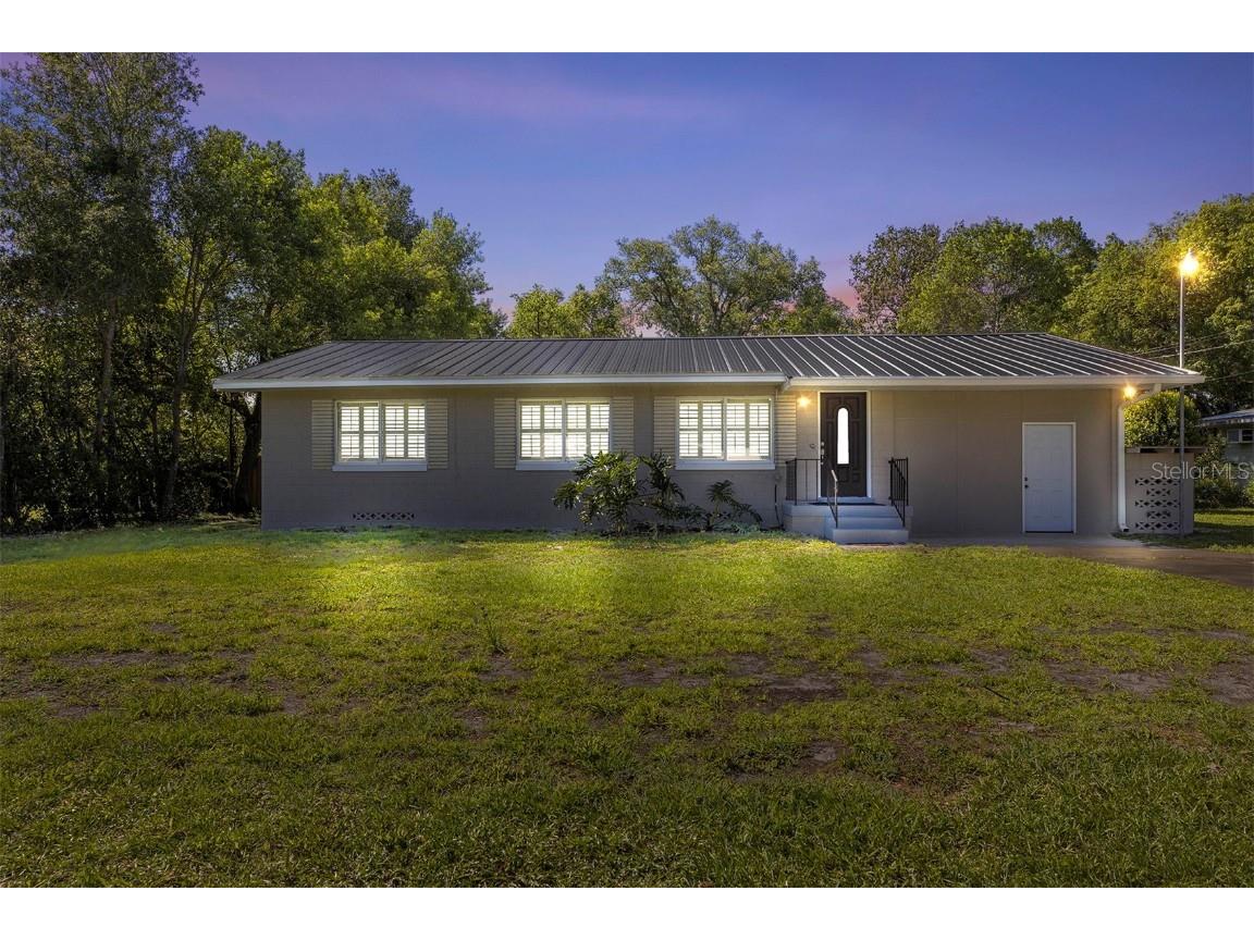 1712 Palmetto Avenue Deland FL 32724 V4930019 image1