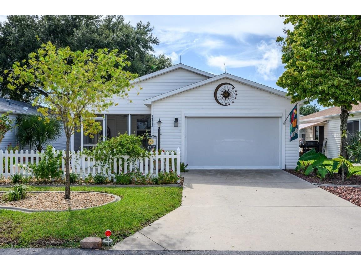 1712 Rosales Road The Villages FL 32162 A4512026 image1