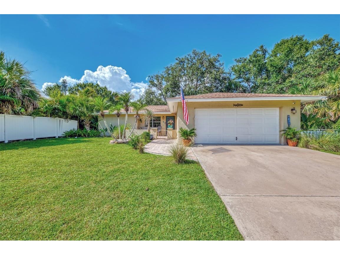 1712 Shell Drive Englewood FL 34223 A4662637 image1