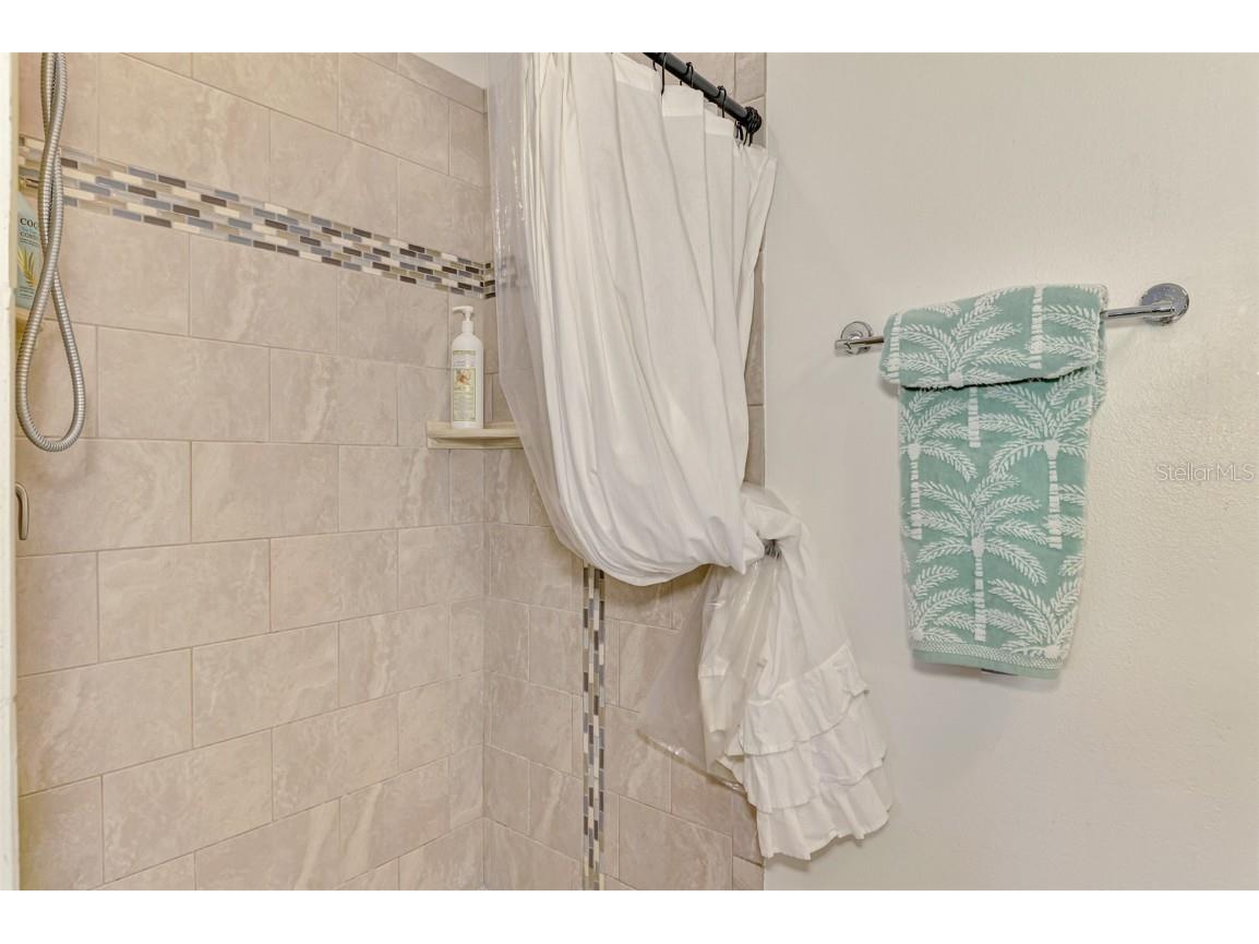 1712 Shell Drive Englewood FL 34223 A4662637 image42