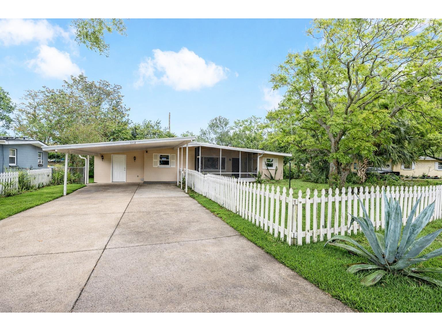 1712 Tallahassee Drive Daytona Beach FL 32117 V4948345 image1