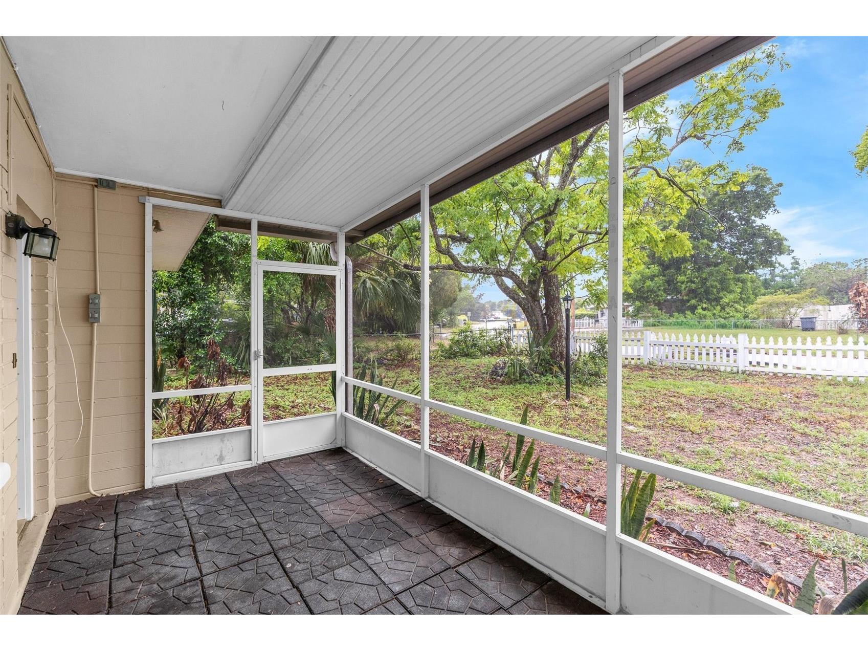 1712 Tallahassee Drive Daytona Beach FL 32117 V4948345 image3