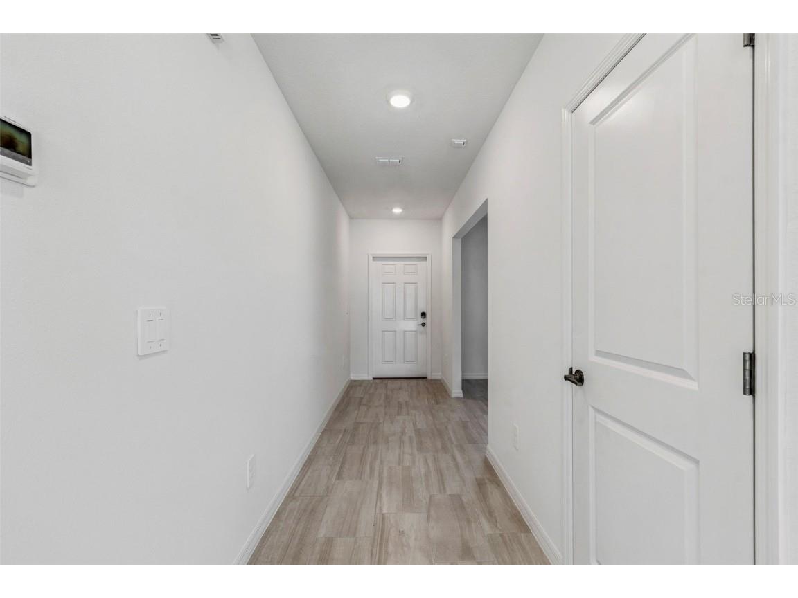 1712 Tropical Oasis Avenue Plant City FL 33565 TB8453004 image10