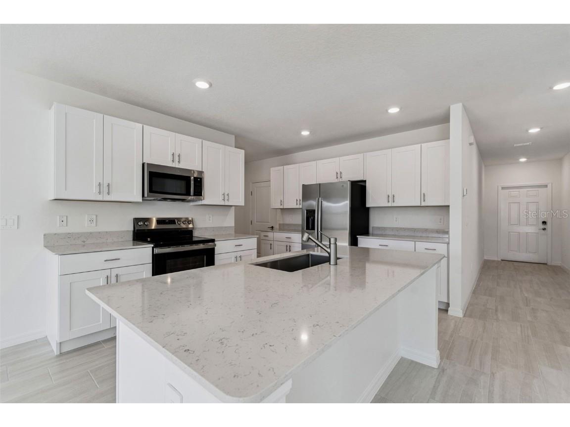 1712 Tropical Oasis Avenue Plant City FL 33565 TB8453004 image20