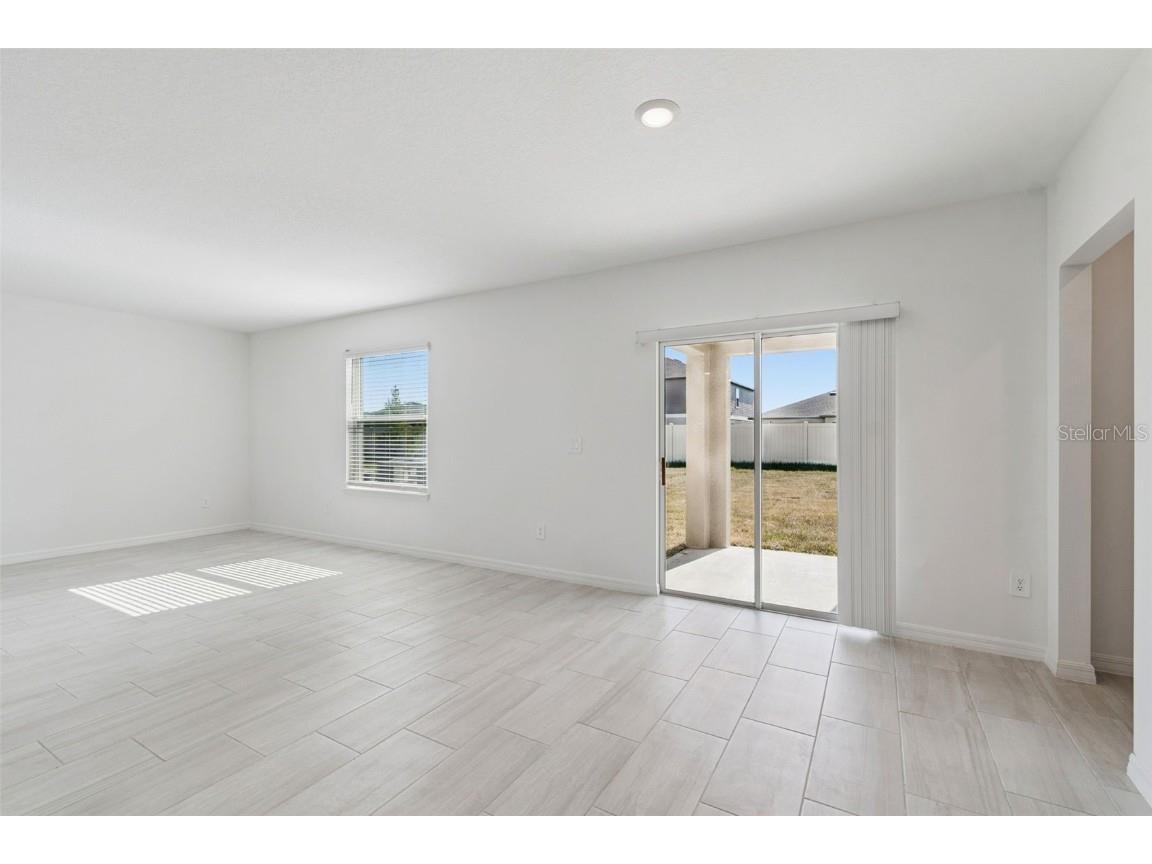 1712 Tropical Oasis Avenue Plant City FL 33565 TB8453004 image28