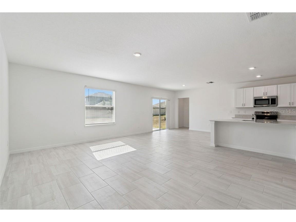 1712 Tropical Oasis Avenue Plant City FL 33565 TB8453004 image34