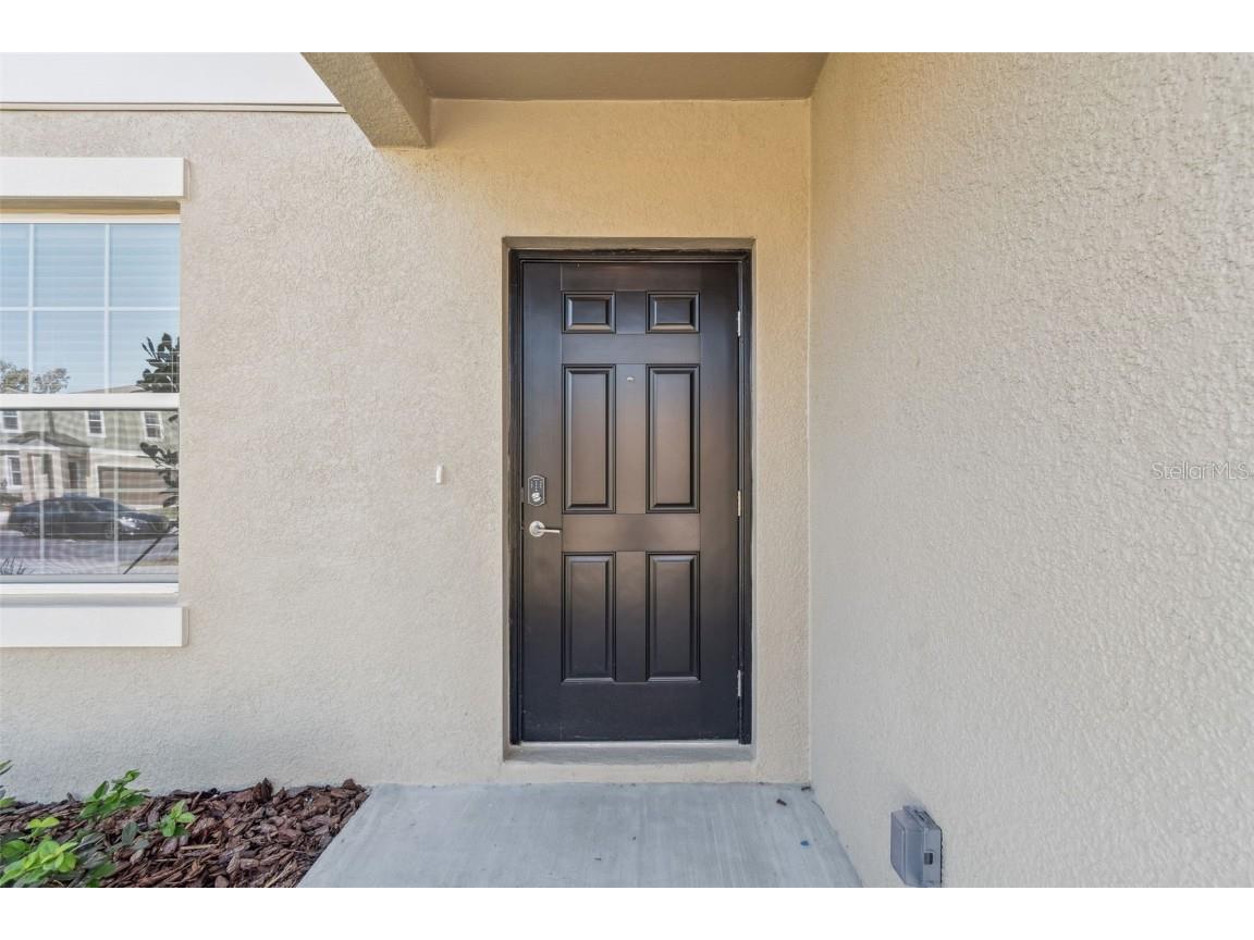 1712 Tropical Oasis Avenue Plant City FL 33565 TB8453004 image6