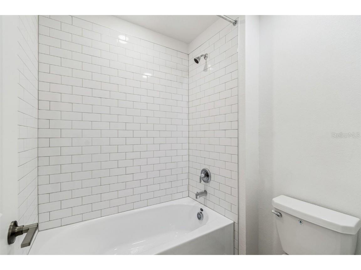 1712 Tropical Oasis Avenue Plant City FL 33565 TB8453004 image78