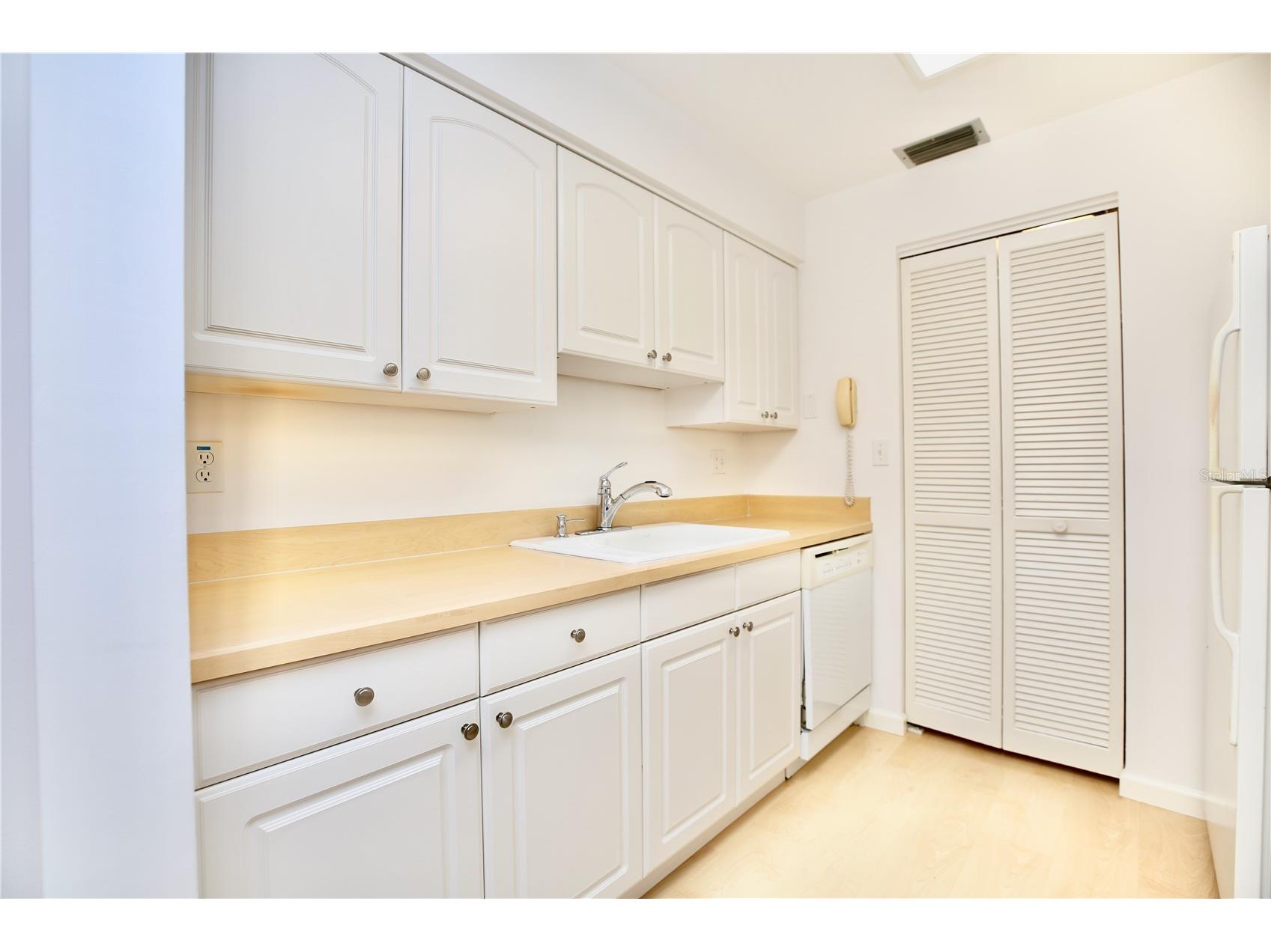 1713 Belleair Forest Drive #C Belleair FL 33756 TB8487598 image10