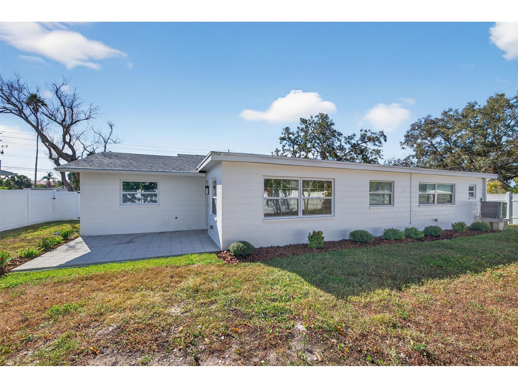 1713 Connecticut Avenue NE Saint Petersburg FL 33703 TB8452248 image23