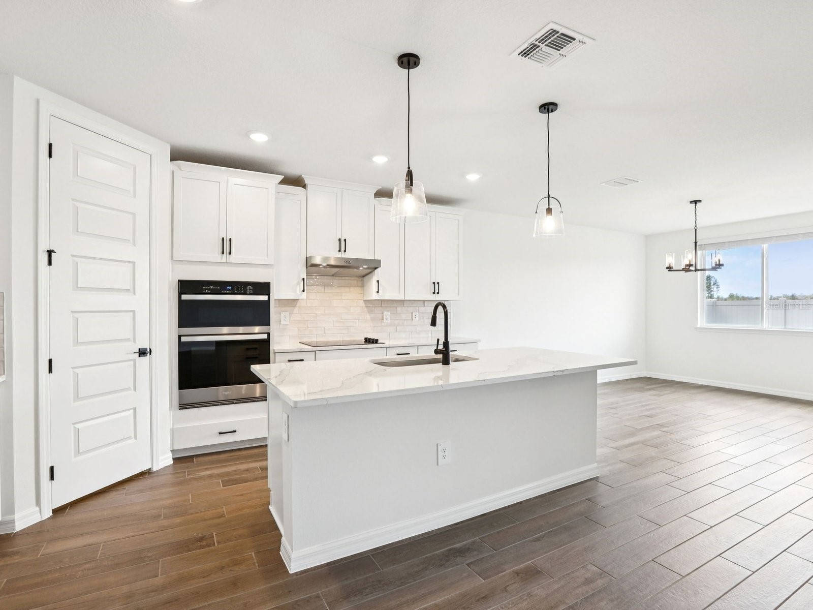 1713 Draughton Drive Zephyrhills FL 33541 TB8494703 image4