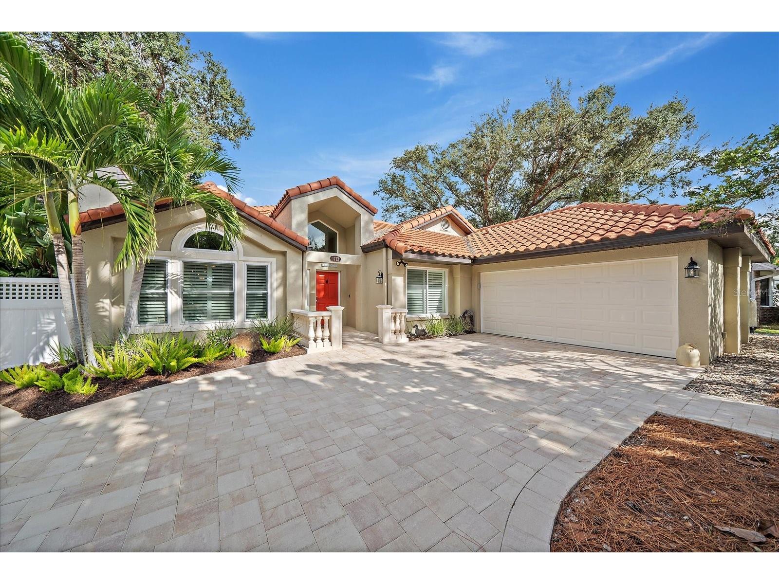 1713 Fiesta Drive Sarasota FL 34231 A4675393 image1
