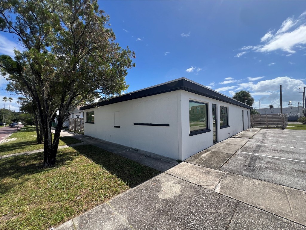 1713 N Albany Avenue Tampa FL 33607 TB8436320 image2