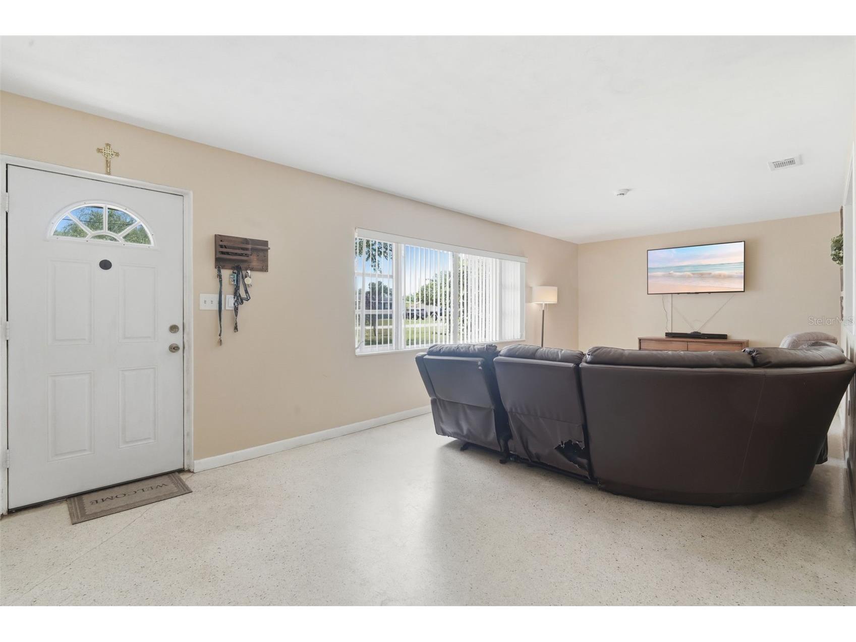 1713 Pine Avenue Deland FL 32724 V4949018 image4