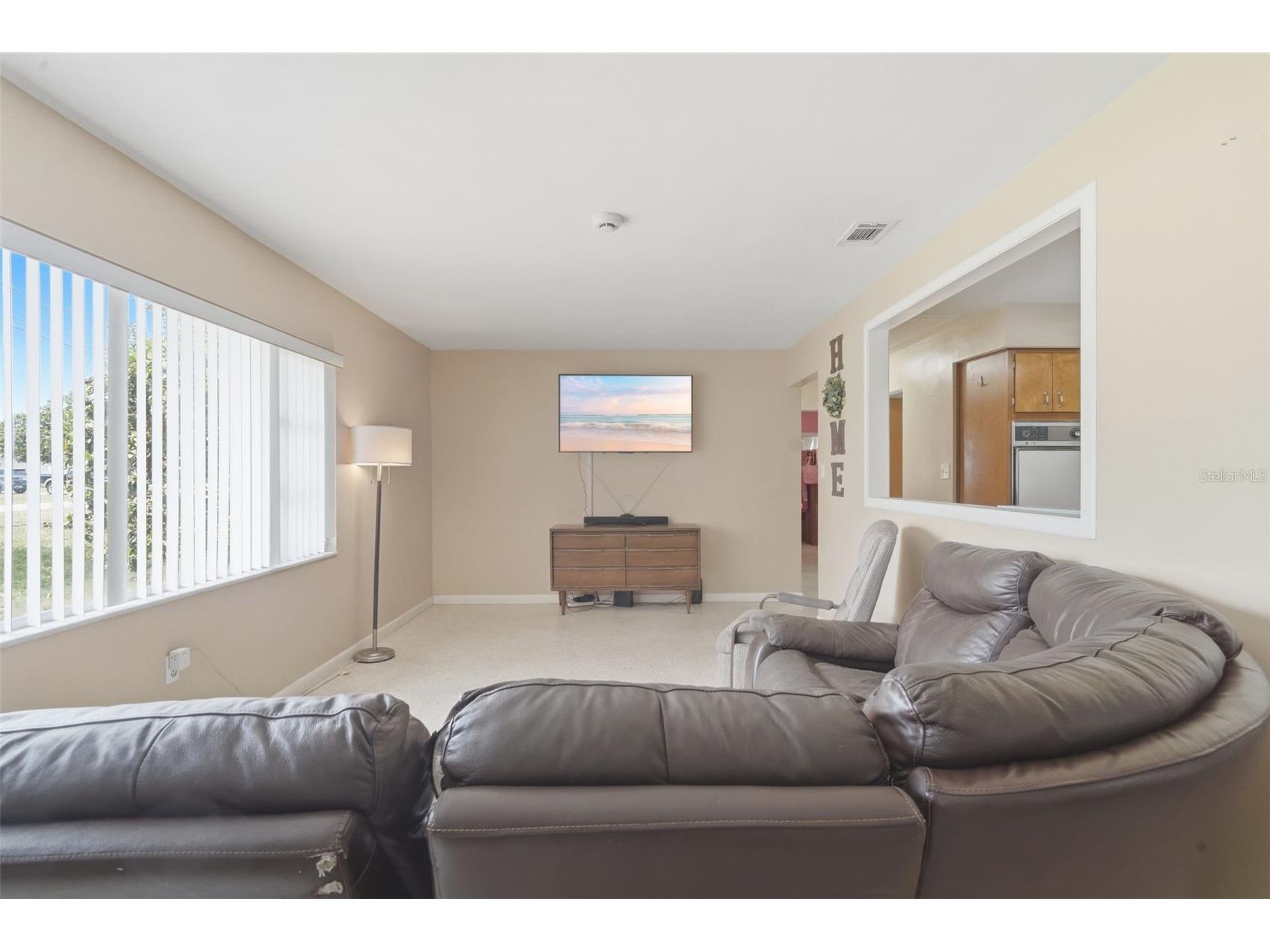 1713 Pine Avenue Deland FL 32724 V4949018 image6