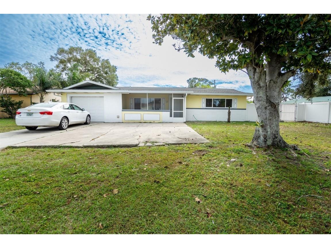 1713 Sunset Point Road Clearwater FL 33755 U8186890 image1