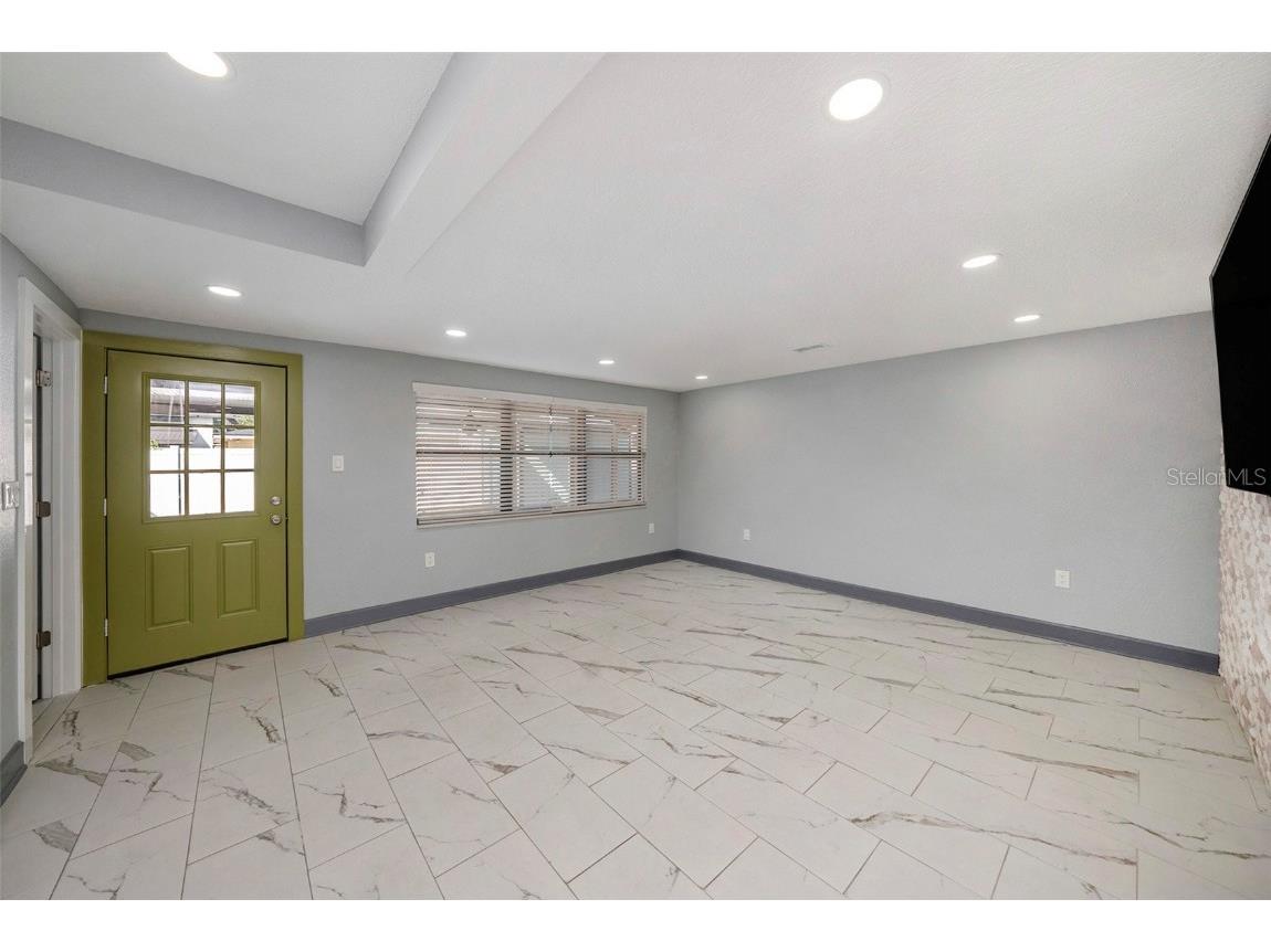 1713 W Saint Isabel Street Tampa FL 33607 TB8455132 image16