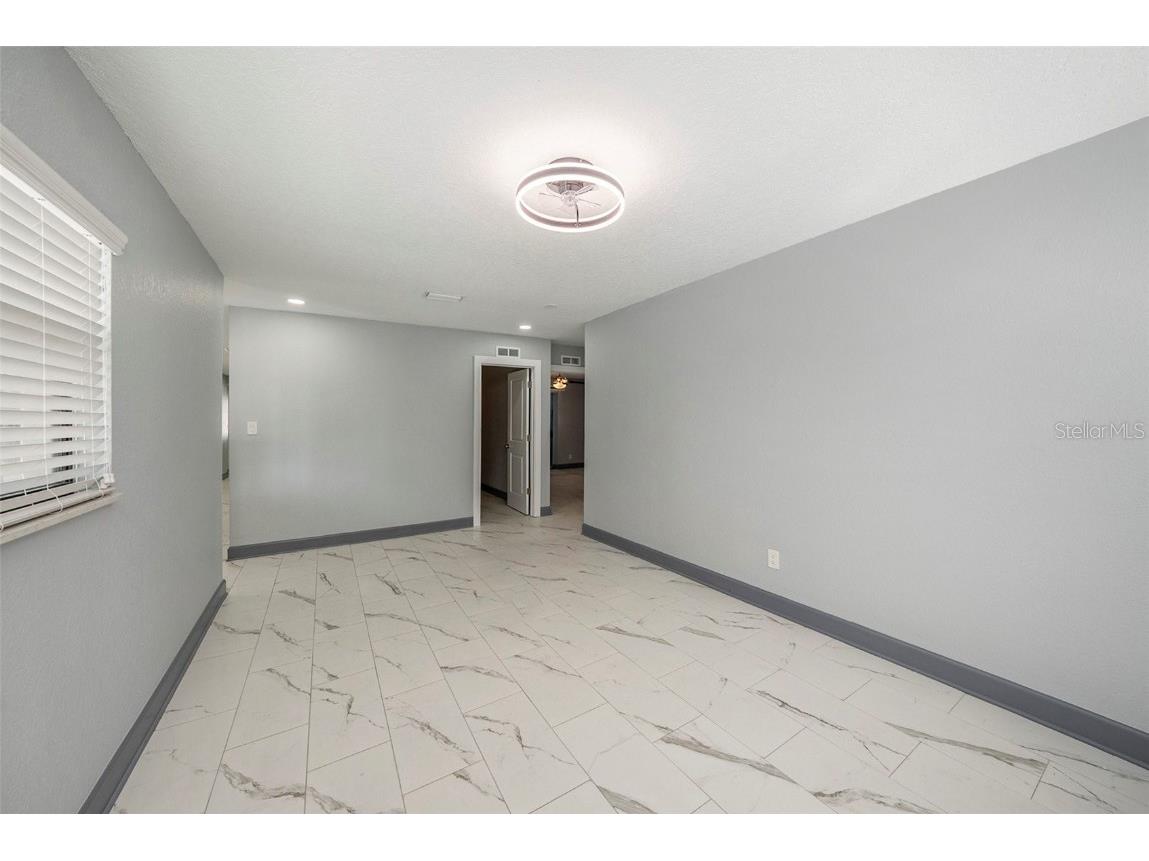 1713 W Saint Isabel Street Tampa FL 33607 TB8455132 image4