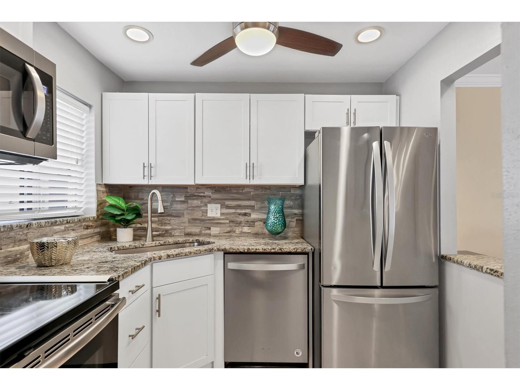1714 69th Avenue W #B404 Bradenton FL 34207 A4677355 image15