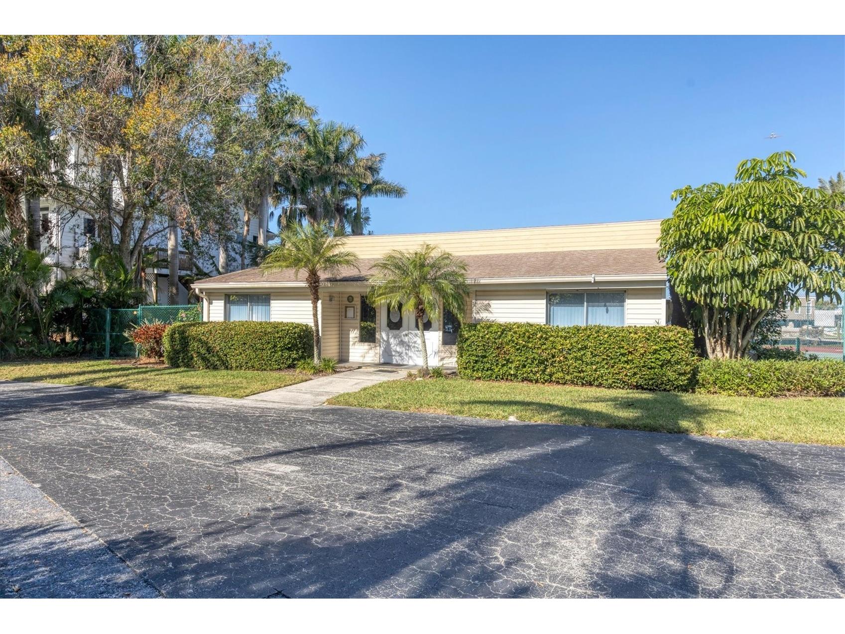 1714 69th Avenue W #B404 Bradenton FL 34207 A4677355 image25