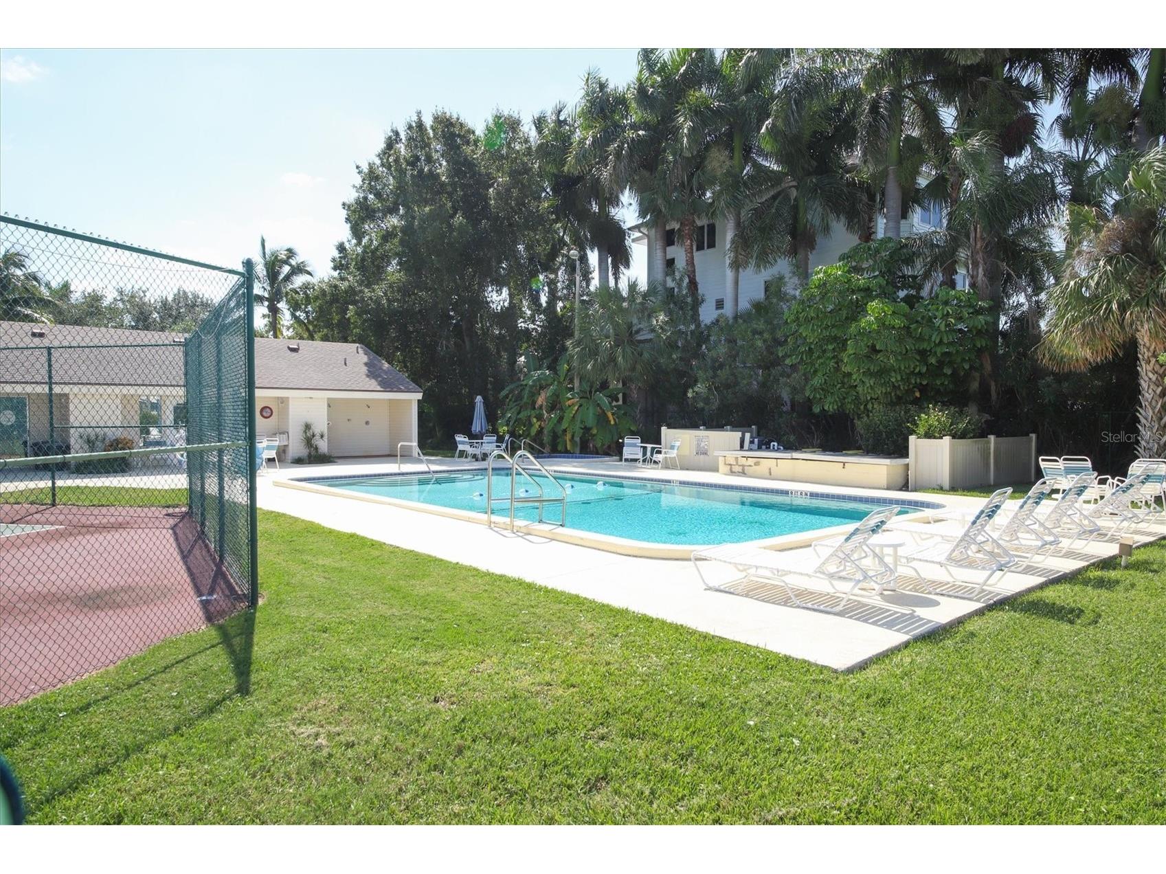 1714 69th Avenue W #B404 Bradenton FL 34207 A4677355 image33