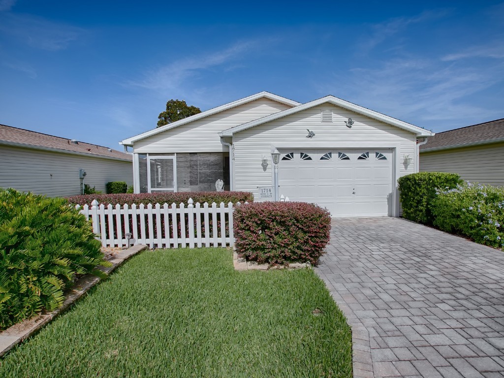 1714 El Nino Street The Villages FL 32162 G5065701 image1