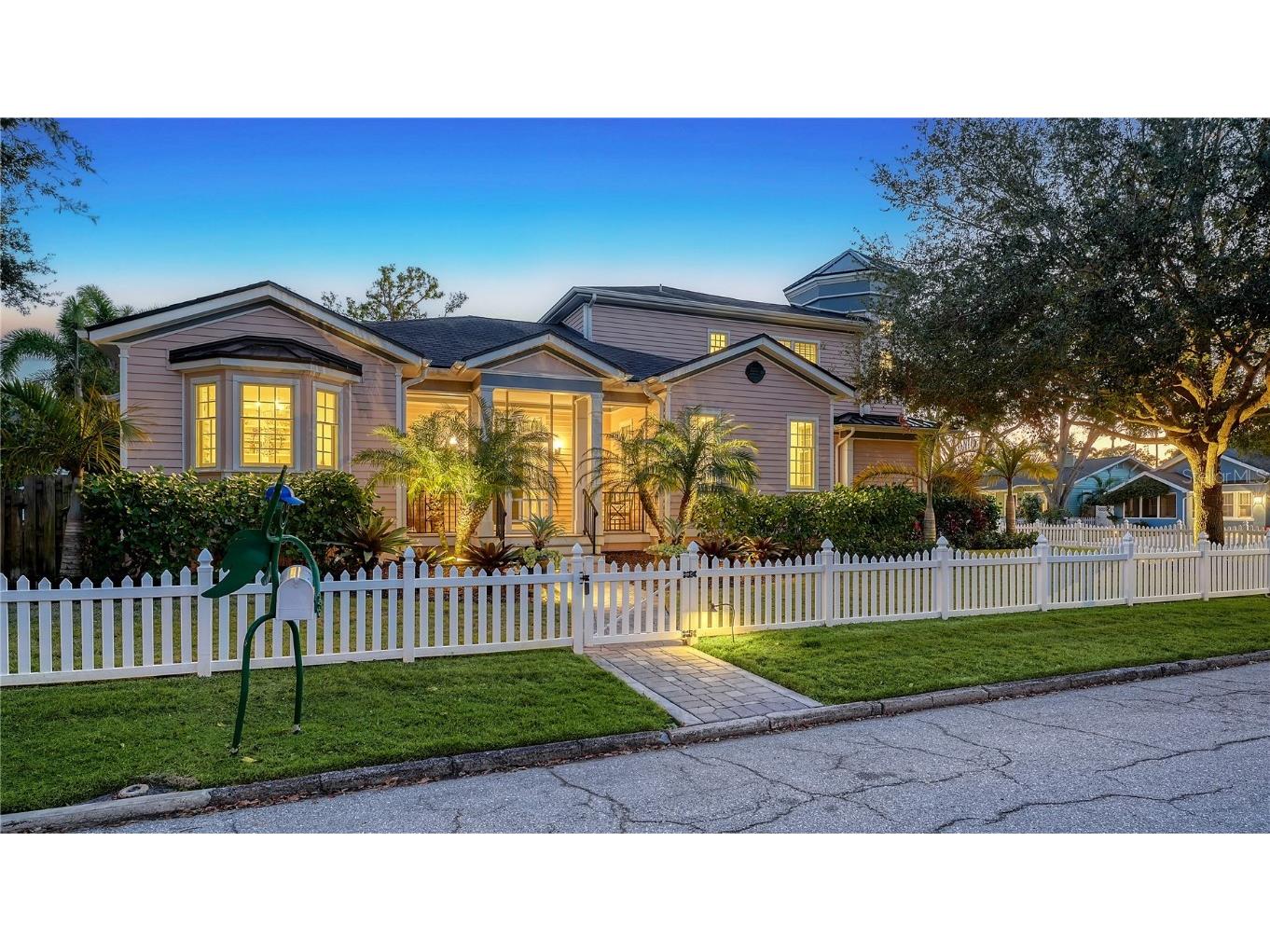 1714 Irving Street Sarasota FL 34236 A4633865 image1