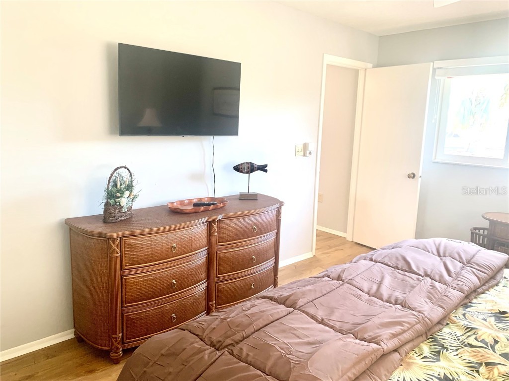 1714 Meadowood Street Sarasota FL 34231 A4624047 image19