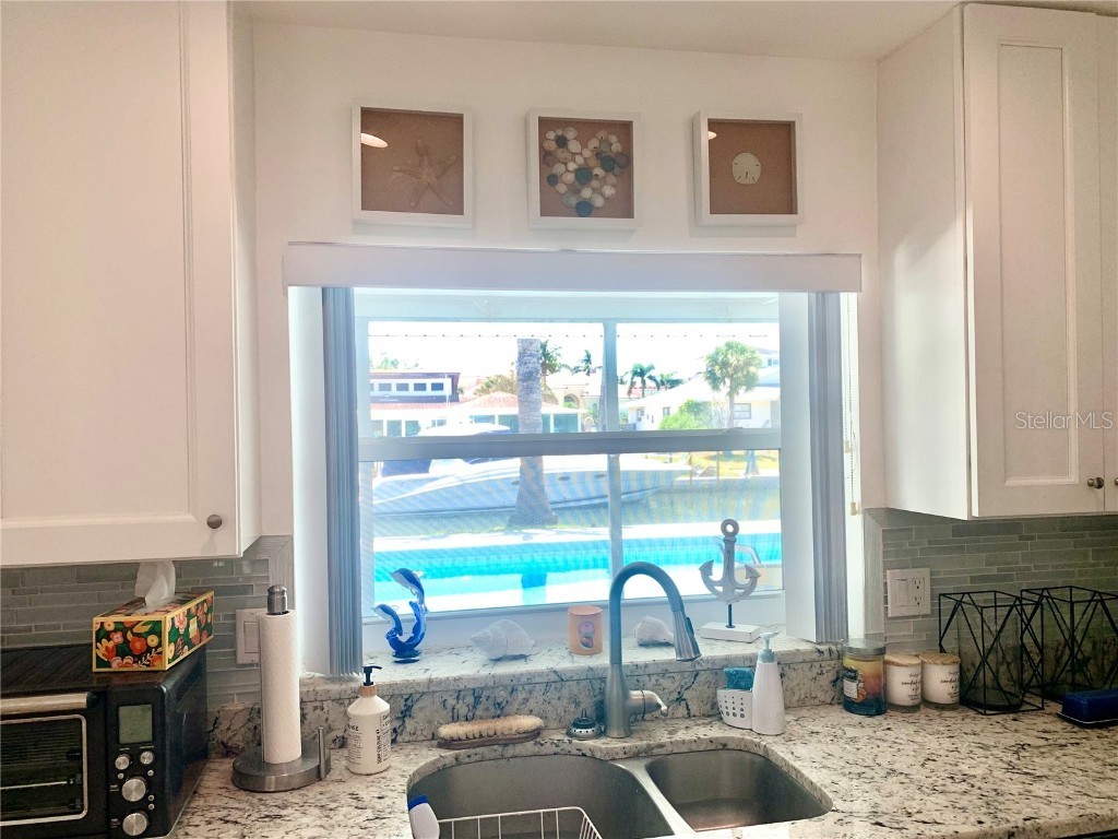 1714 Meadowood Street Sarasota FL 34231 A4624047 image26