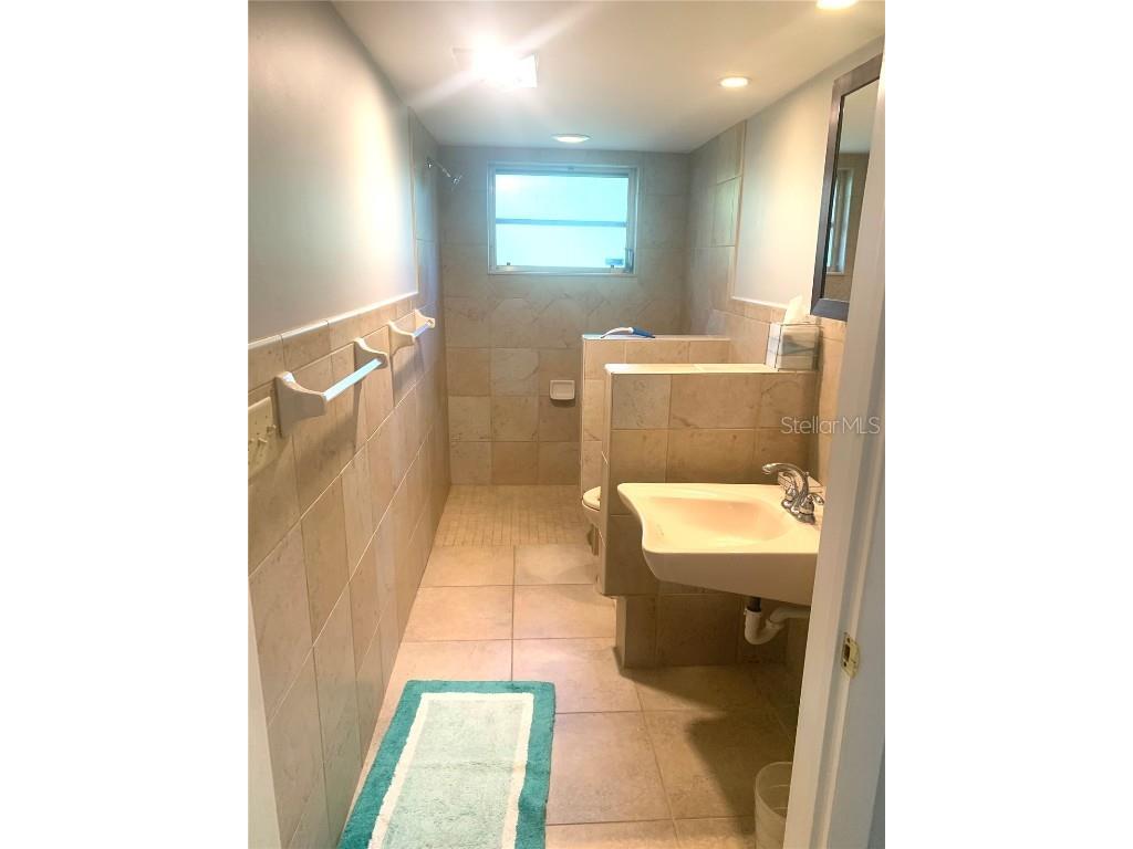 1714 Meadowood Street Sarasota FL 34231 A4624047 image27