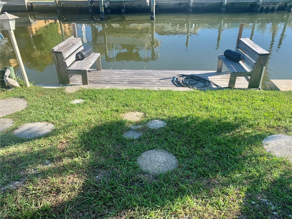 1714 Meadowood Street Sarasota FL 34231 A4624047 image32