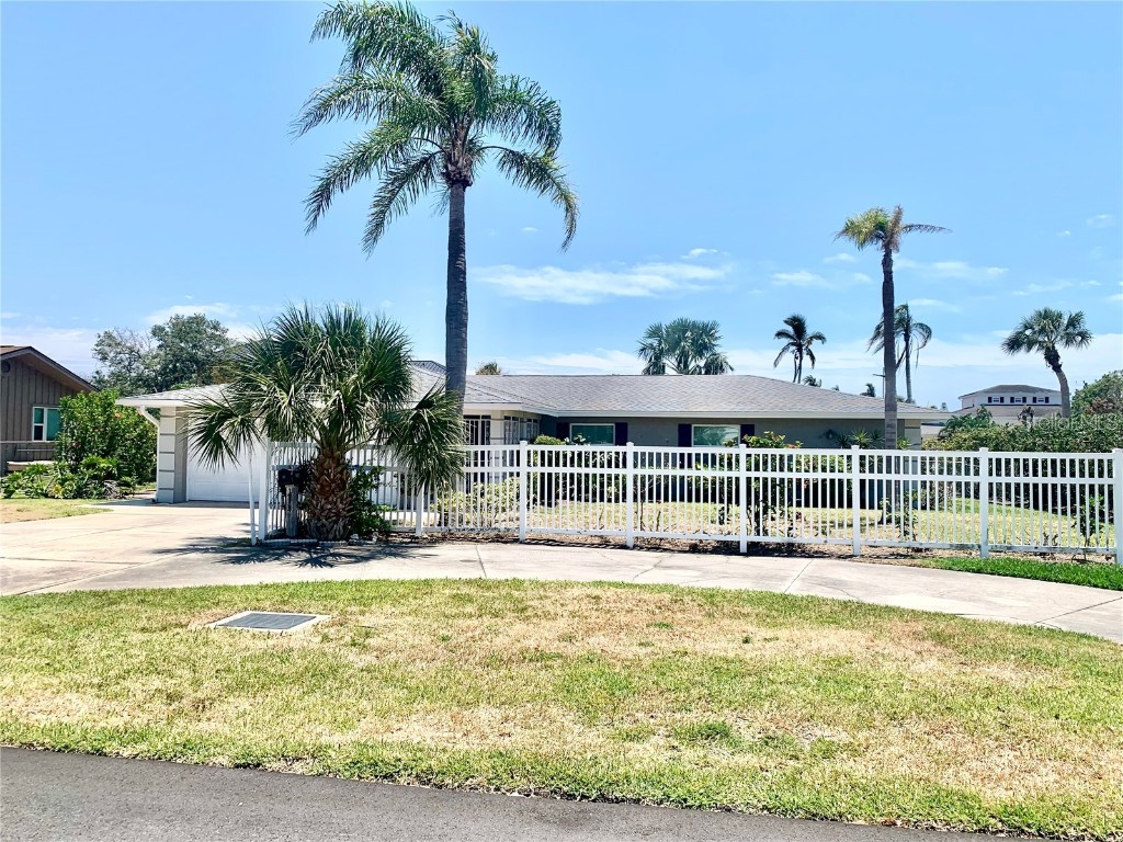 1714 Meadowood Street Sarasota FL 34231 A4624047 image33