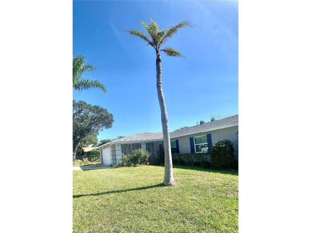 1714 Meadowood Street Sarasota FL 34231 A4624047 image4