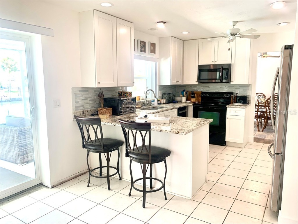 1714 Meadowood Street Sarasota FL 34231 A4624047 image41