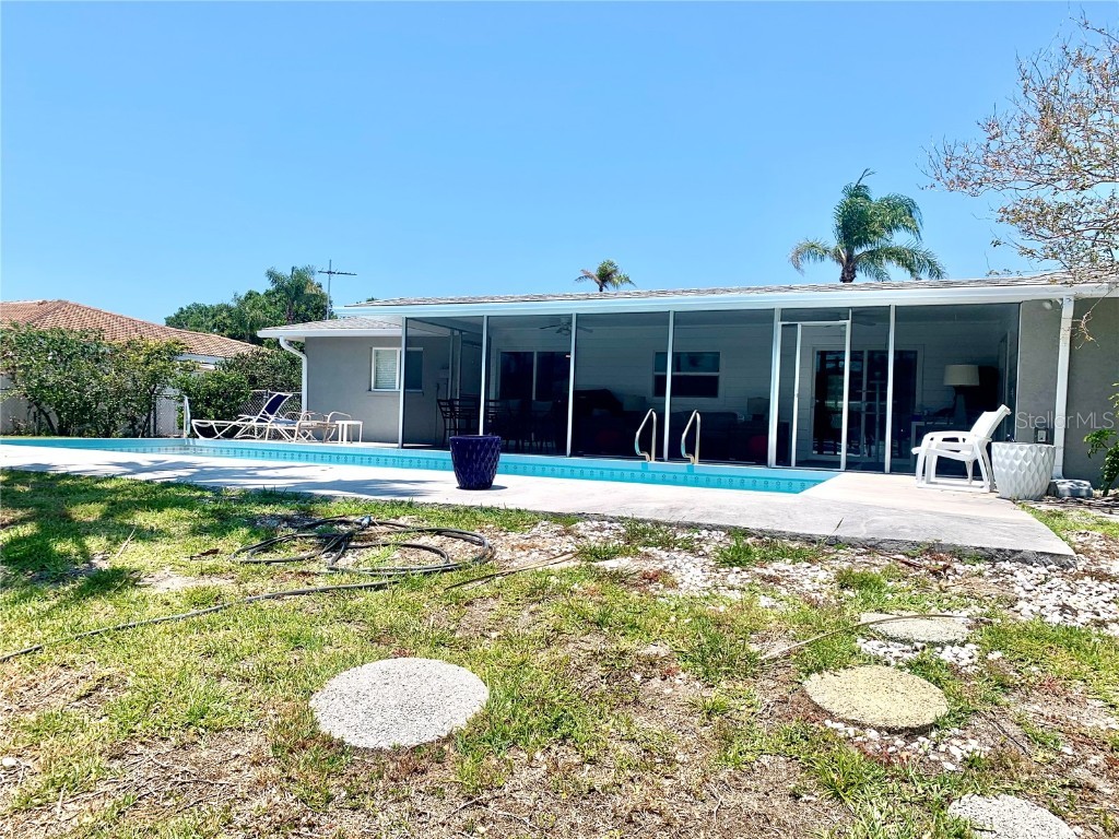 1714 Meadowood Street Sarasota FL 34231 A4624047 image46