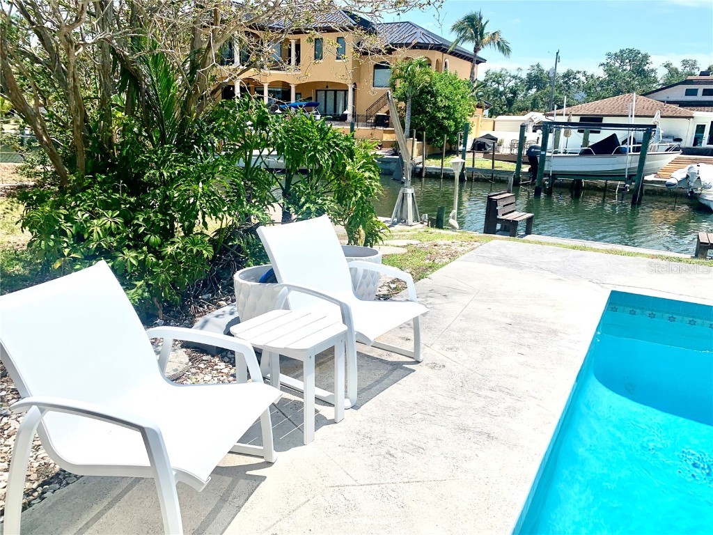 1714 Meadowood Street Sarasota FL 34231 A4624047 image49